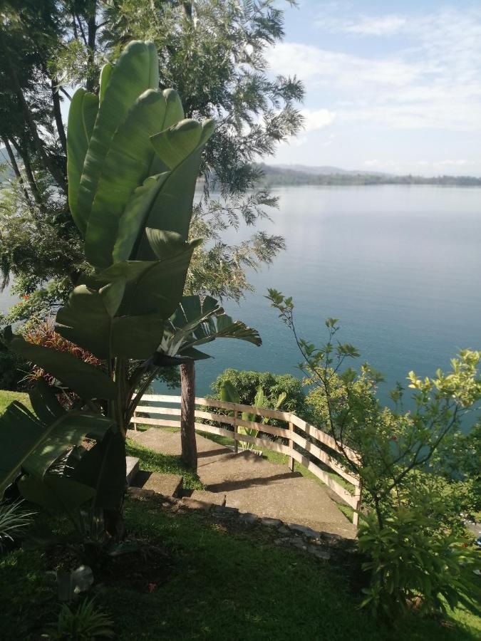 Inn On The Lake Kibuye Buitenkant foto
