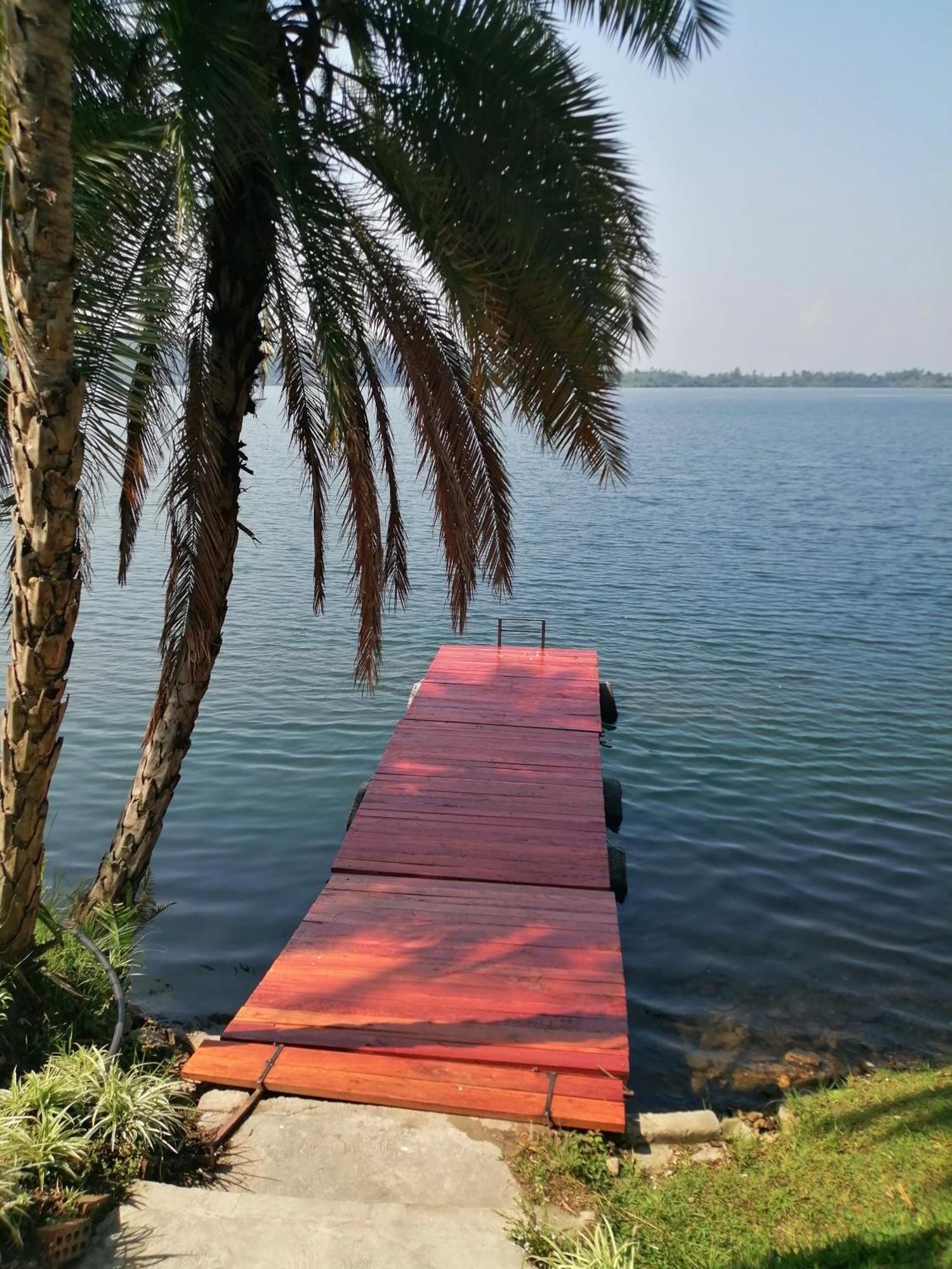 Inn On The Lake Kibuye Buitenkant foto